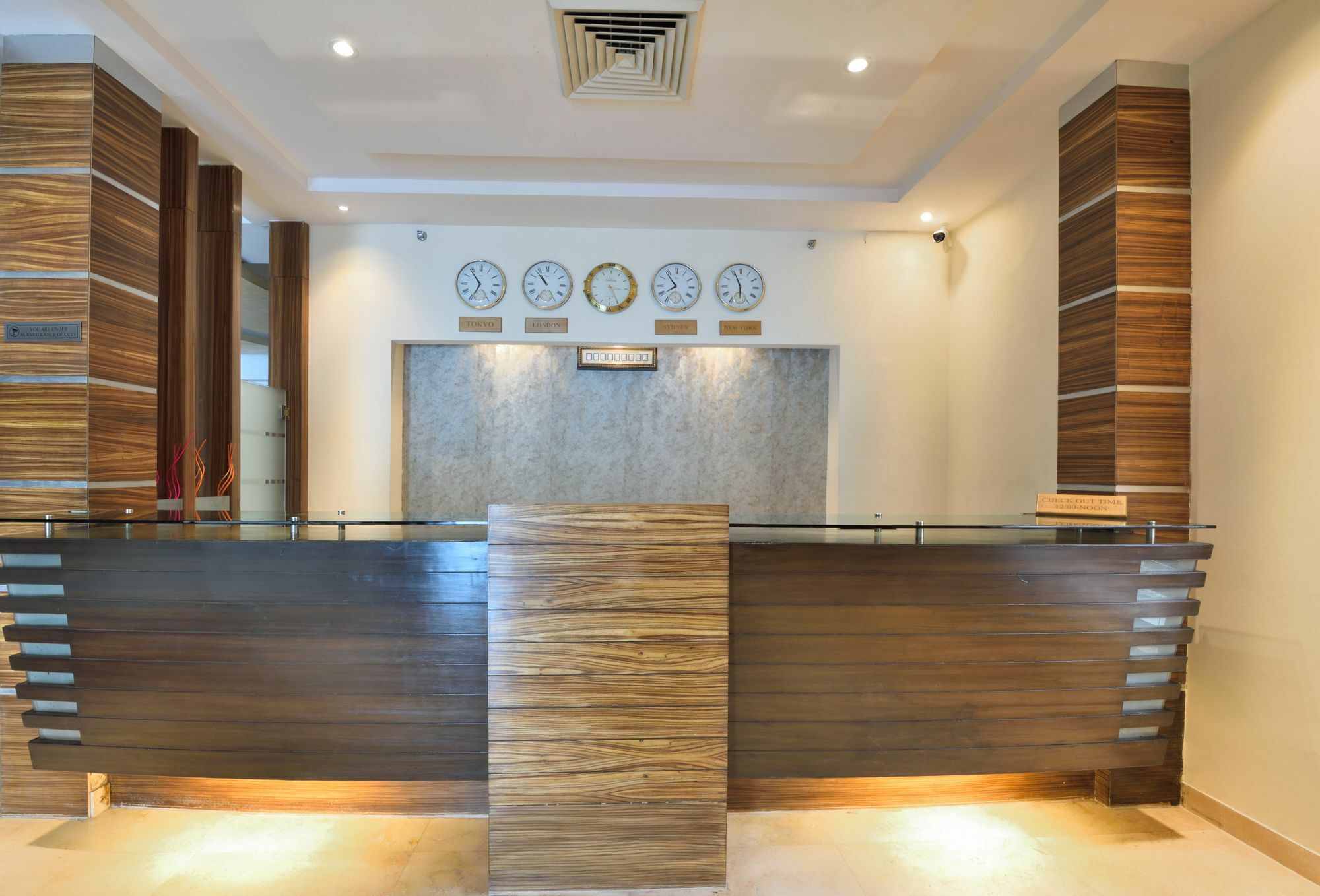 Glitz Westend Inn Nowe Delhi Zewnętrze zdjęcie